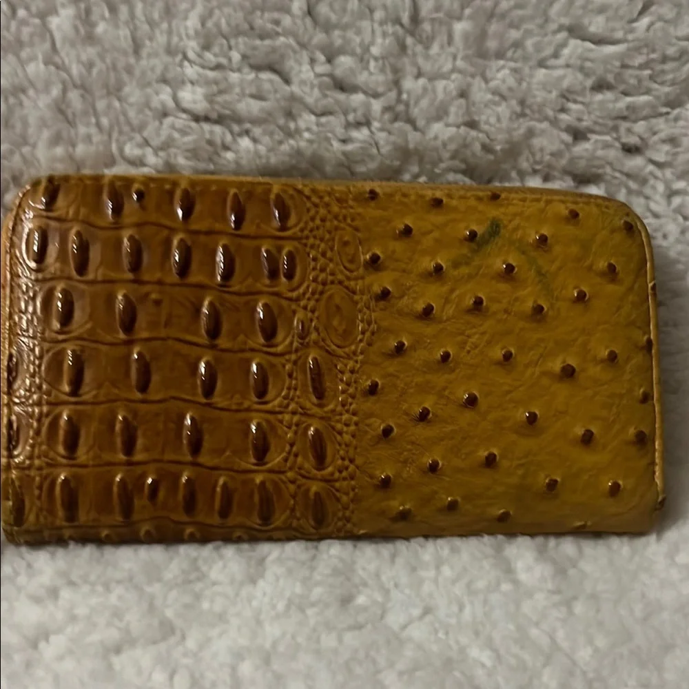 Ostrich Faux leather‎ Brown Textured Wallet